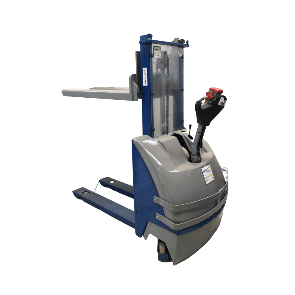 EMPILHADEIXA ELETRICA 3